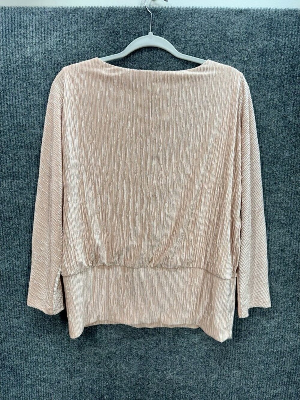 Chicos Velvet Crinkle Top Womens 2/Large Rose Pink Banded Bottom Long Sleeve NEW - Picture 4 of 12
